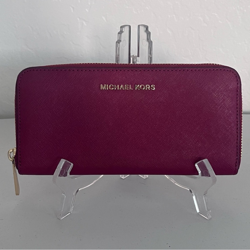 Michael Kors Jet Set Travel Large Saffiano Leather Wallet NWOT
